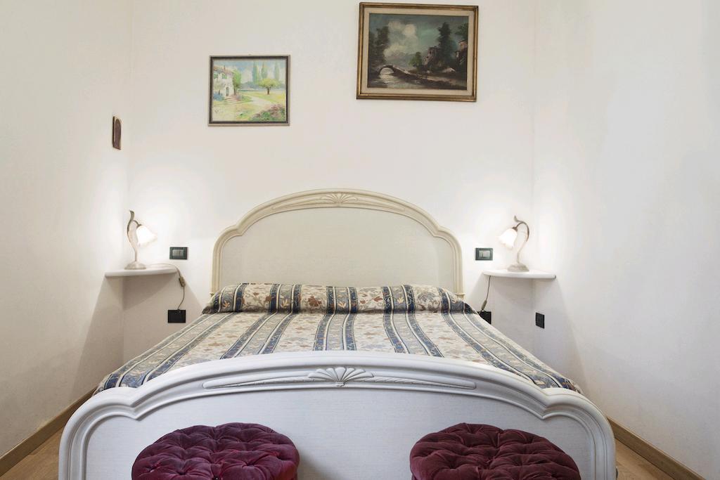 Locappart San Polo Venetië Kamer foto