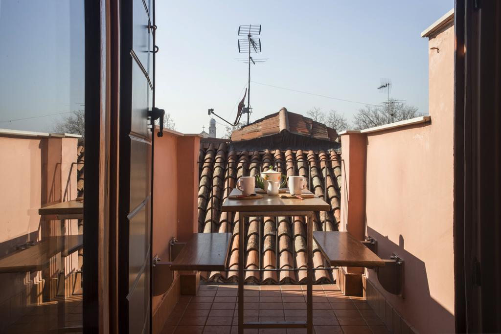 Locappart San Polo Venetië Buitenkant foto